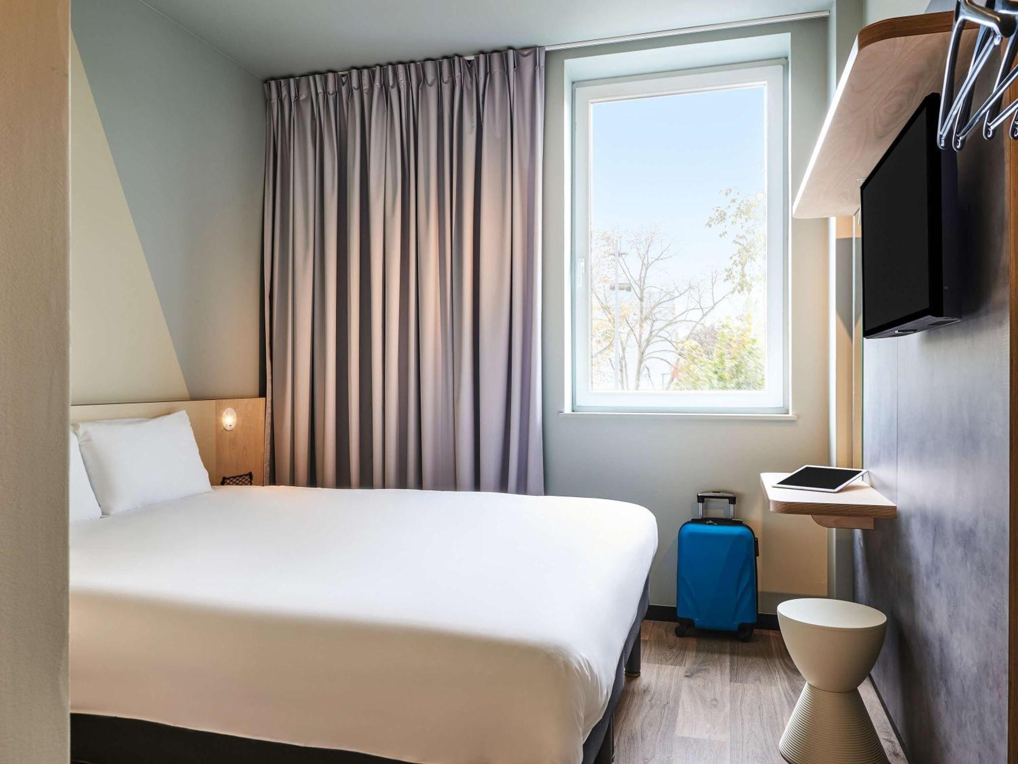 ibis budget Nancy Porte Sud Houdemont Bagian luar foto